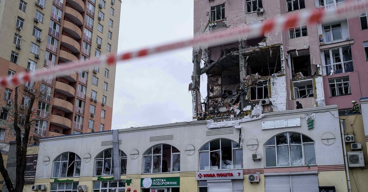 Rusland voert grootschalige nachtelijke aanvallen uit op Kyiv en verhoogt spanningen in Oekraïne