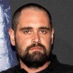 Tragisch nieuws: Zoon van beroemde acteur Rob Reiner aangeklaagd voor moord op ouders