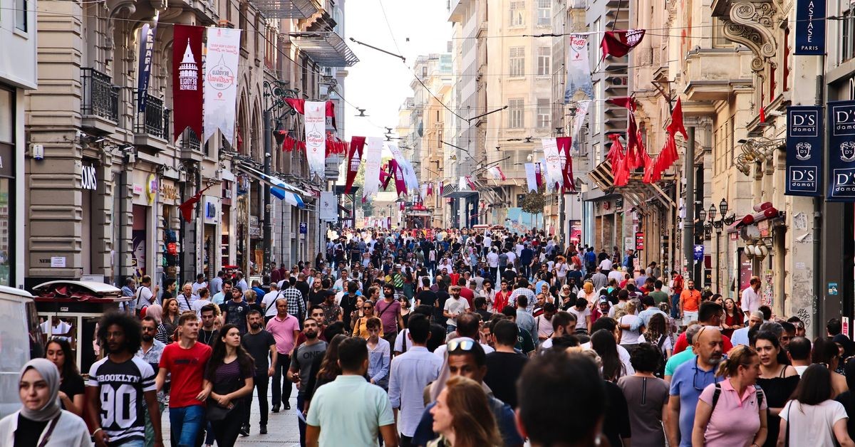 Turkse politie voert massale arrestaties uit in Istanbul vanwege mogelijke plannen van Islamitische Staat