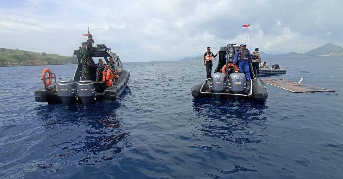 Verdrietige zoektocht na scheepsramp op Indonesisch eiland