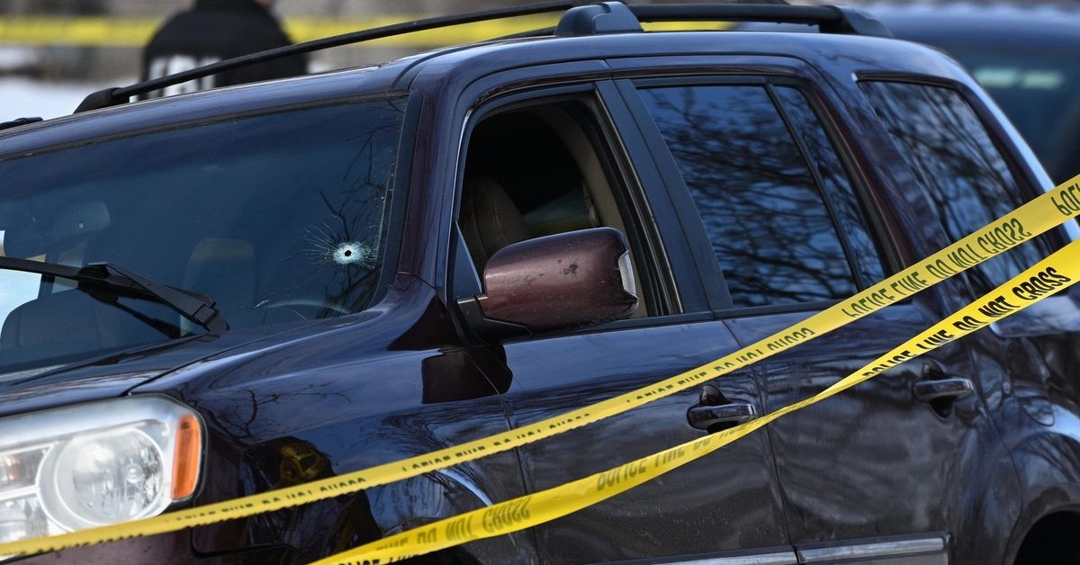 Betrokkenheid van ICE-agenten bij dodelijk schot tijdens immigratiecontroles in Minneapolis