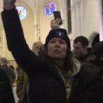 Relريبة tegen ICE: Protesten tijdens kerkdienst in Minnesota veroorzaken spanningen tussen autoriteiten en demonstranten